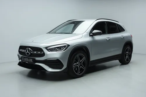 Mercedes GLA200
